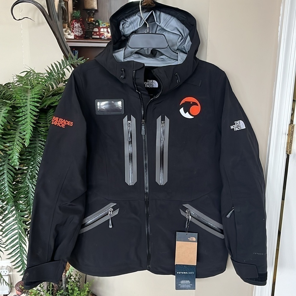 Brand New The North Face Palisades Tahoe FutureLight Black Mountain Pro Jacket